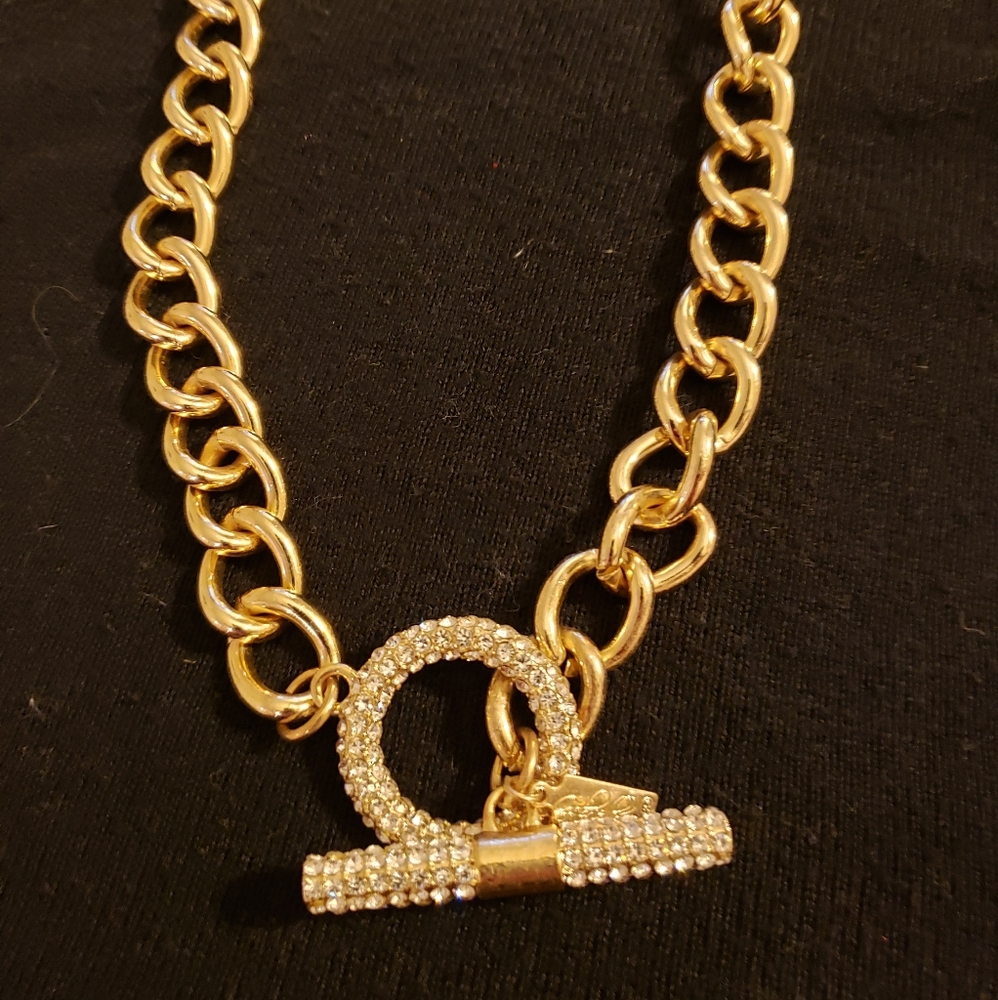 New costume necklace